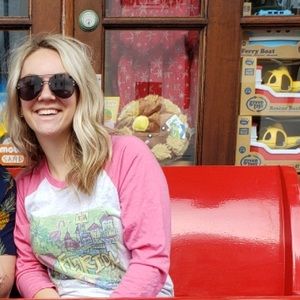 Meet your Posher, Emma